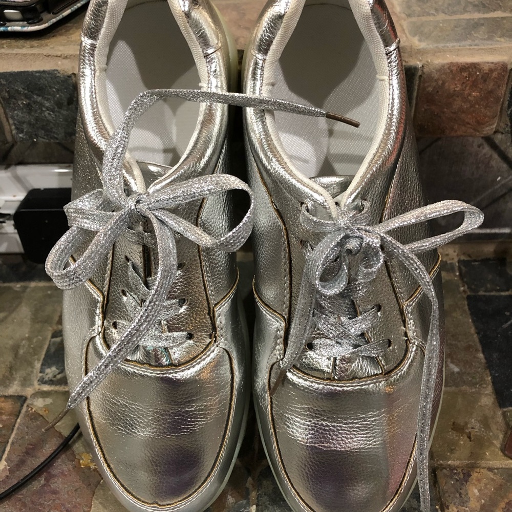 Silver Light Up shoes-size 9.5